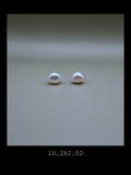 "The Lune" | Classic White Baroque Pearl Studs (No. LU.26I.02)