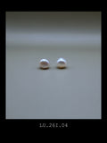 "The Lune" | Classic White Baroque Pearl Studs (No. LU.26I.04)