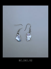 "The Éclat" | Petal Shape Baroque Pearl Drop Earrings (No. EC.260816.07)