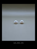 "The Lune" | Classic White Baroque Pearl Studs (No. LU.260816.06)
