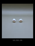 "The Lune" | Classic White Baroque Pearl Studs (No. LU.260816.05)