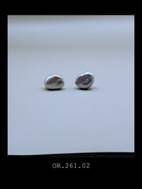 "The Ore" | Silver Grey Baroque Pearl (No. OR.260816.05)