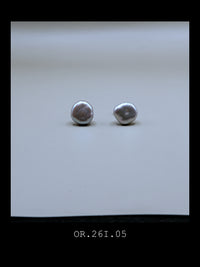 "The Ore" | Silver Grey Baroque Pearl (No. OR.260816.04)