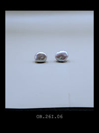 "The Ore" | Silver Grey Baroque Pearl (No. OR.260816.06)